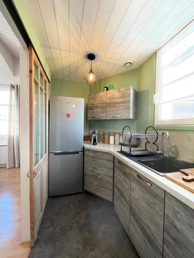 Very Bright Nest With Terrace In The Village La Flotte Extérieur photo